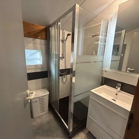 Maison Proche Avec Beau Jardin *