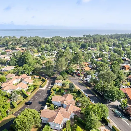 Maison Proche Avec Beau Jardin 아파트 *