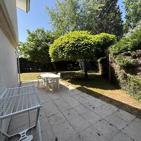 Apartment Maison Proche Avec Beau Jardin